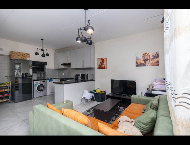2 BEDROOM APARTMENT RENTED IN PARKLANDS